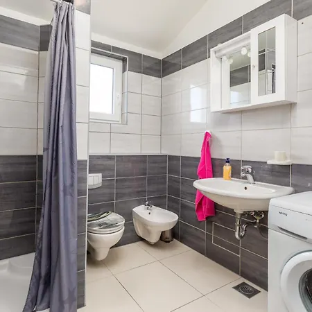 Apartment Anemona And Solea *