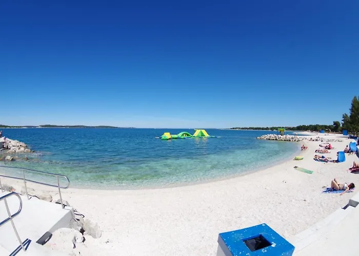 Daire Anemona And Solea Valbandon